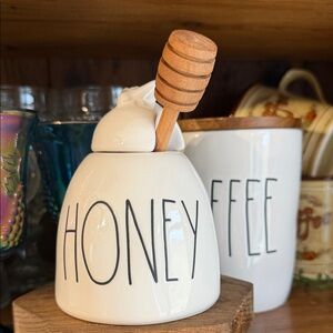 White Honey Pot with Dipper